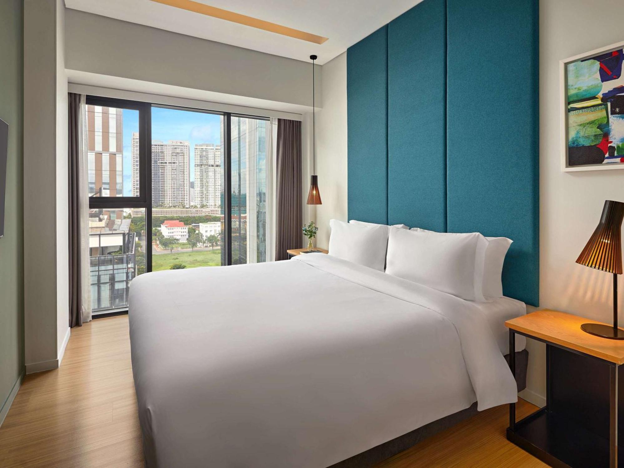 Novotel Living Saigon South Cidade de Ho Chi Minh Exterior foto